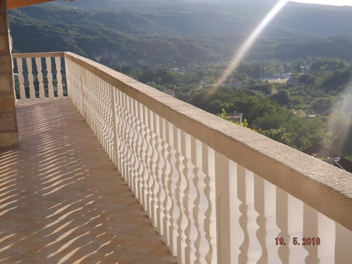 Raj Apartment Kotor Exterior foto
